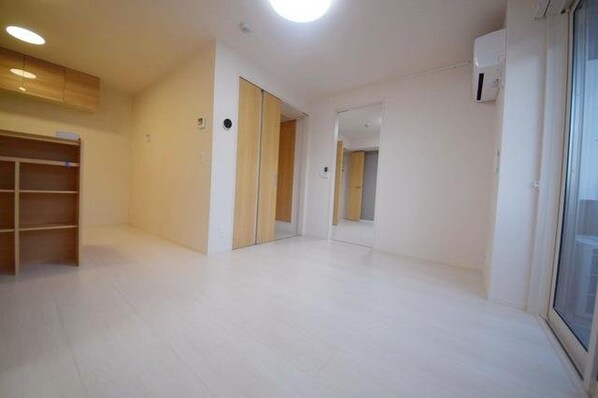 ロイジェントパークスレイクタウンII Aの物件内観写真